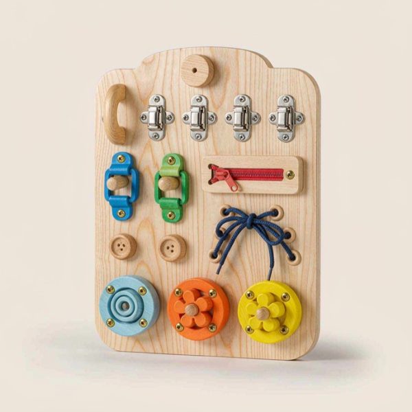 哦小姆 Wooden Busy Board for Toddlers