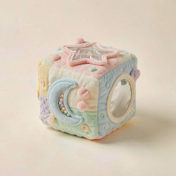 哦小姆 Sensory Plush Cube